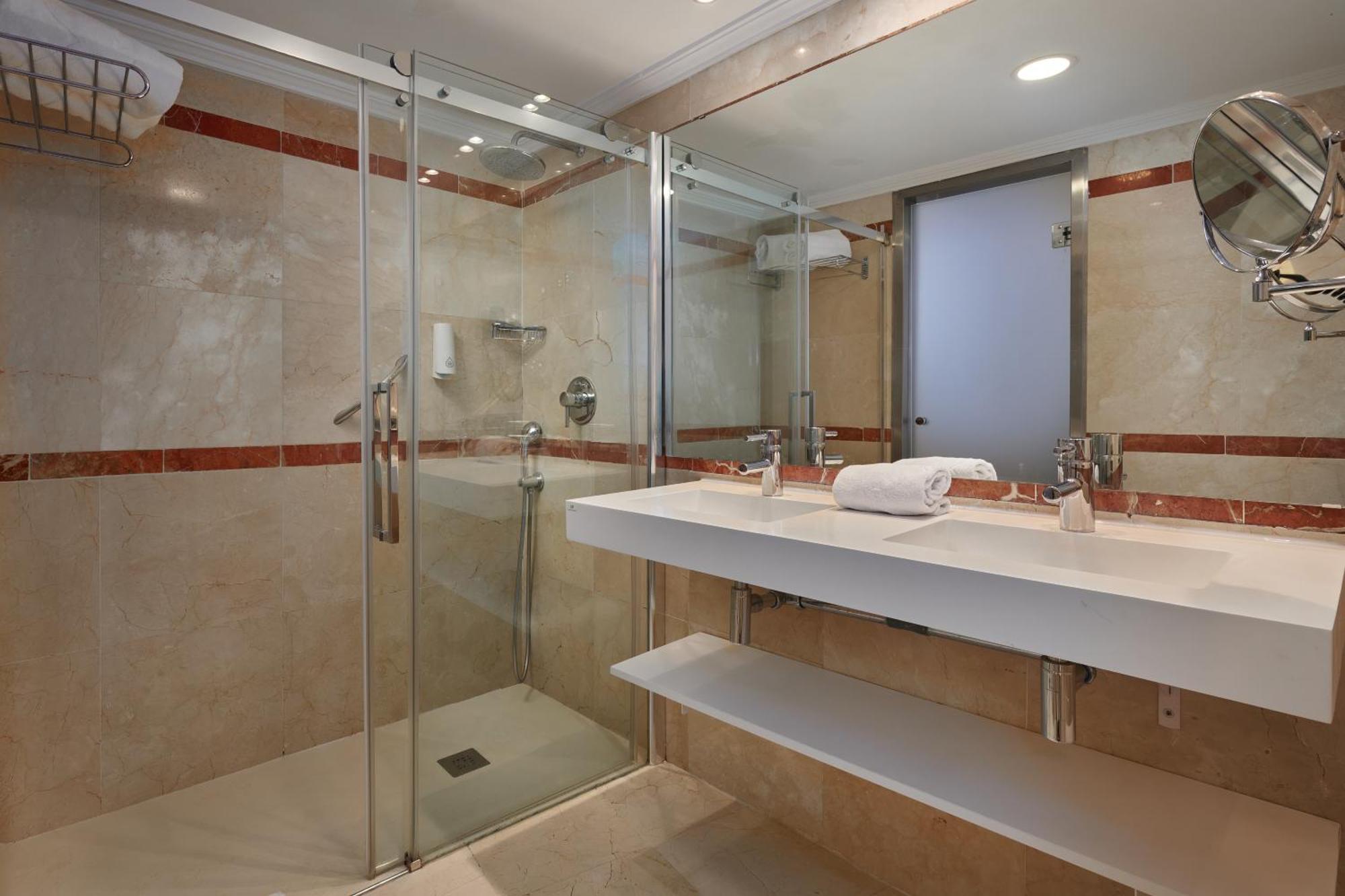 Grupotel Acapulco Playa - Adults Only Hotel 4*